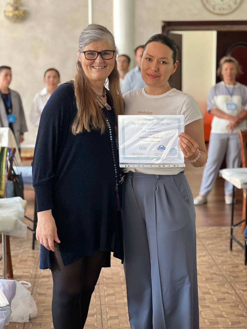 Краниосакральная терапия: Прикасаясь к мозгу 1. Стимуляция самокоррекции через клетки глии (CTTB-1), Институт Апледжера Школа &laquo;Реабилитолог&raquo; 5745