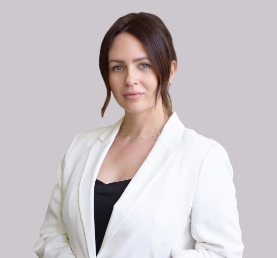 Вебинар: «Ты играешь или тобой играют?» Глубокая трансформация через выход из треугольника Карпмана Школа «Реабилитолог» 30992